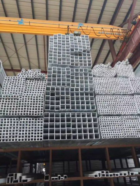 源泰德潤鍍鋅方管