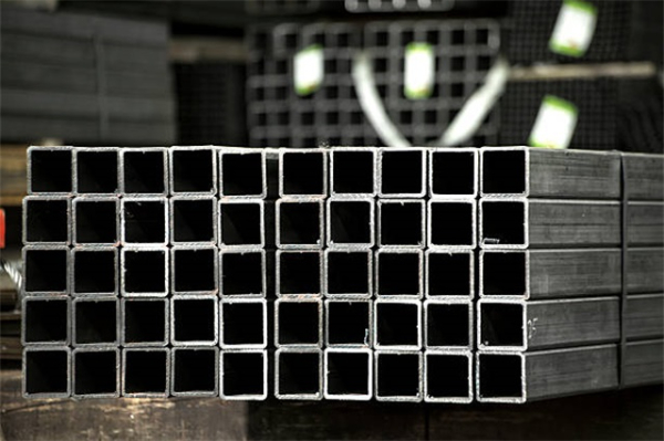 天津源泰德潤方管